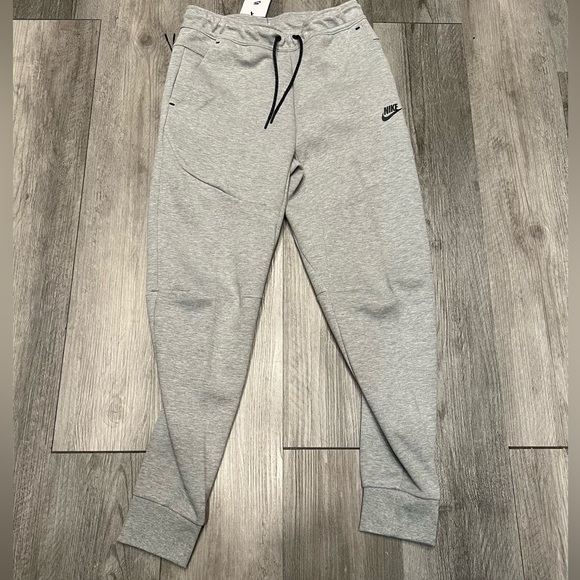 Nike Sportswear Tech Fleece Pants - Picture 3 of 4